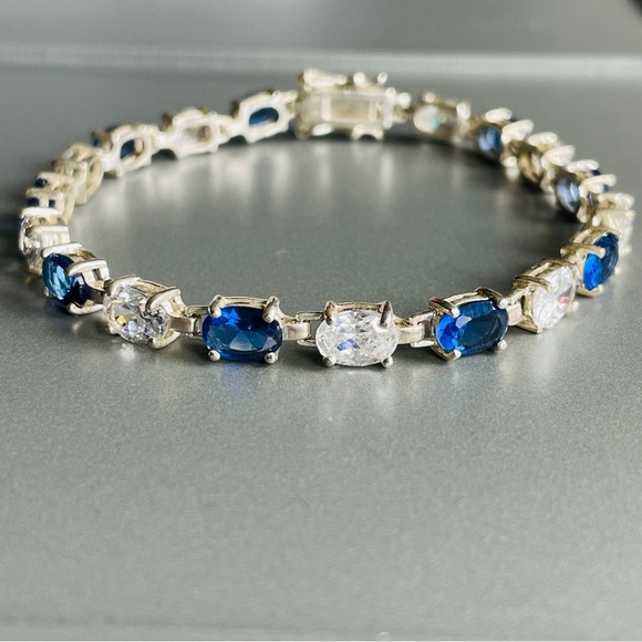White & Blue Cubic Zirconia Sterling Silver Tennis Bracelet GORGEOUS - Picture 1 of 11